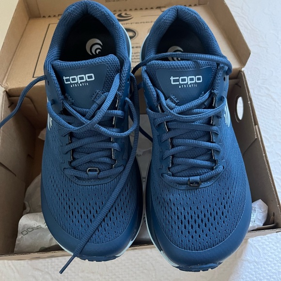 NIB! Topo Ultraventure 3 trail running shoes size 7W WIDE roomy toe box - Picture 4 of 9